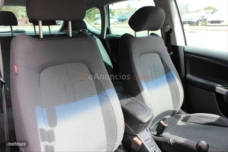 Seat Altea XL 1.6 102cv Stylance de 2007 con 84.000 Km por 5.995 EUR. en Zaragoza