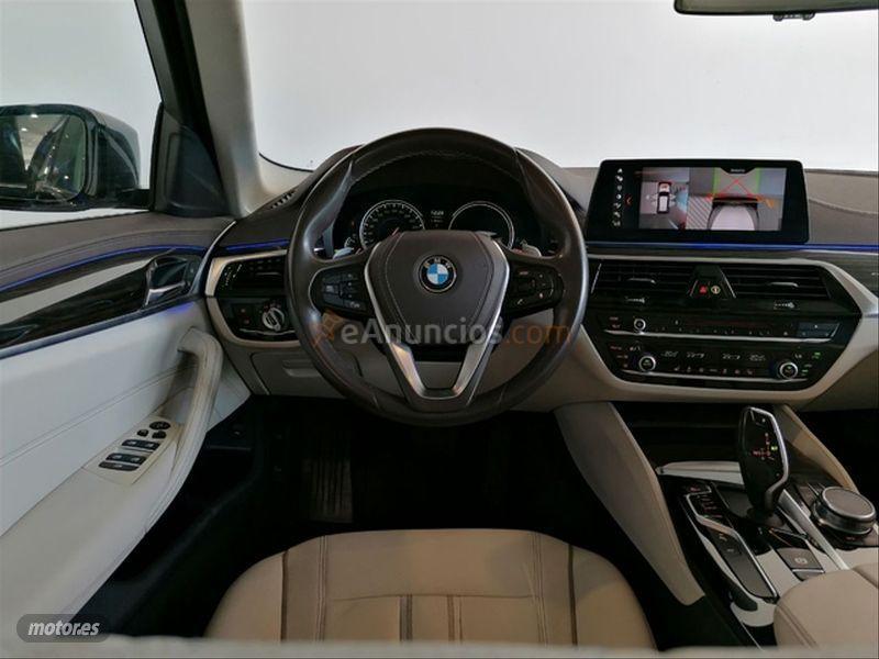 BMW Serie 5 520D TOURING de 2017 con 119.999 Km por 34.000 EUR. en Madrid