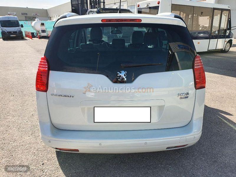 Peugeot 5008 Allure 1.6 HDI 115 FAP de 2013 con 143.850 Km por 9.900 EUR. en Cadiz