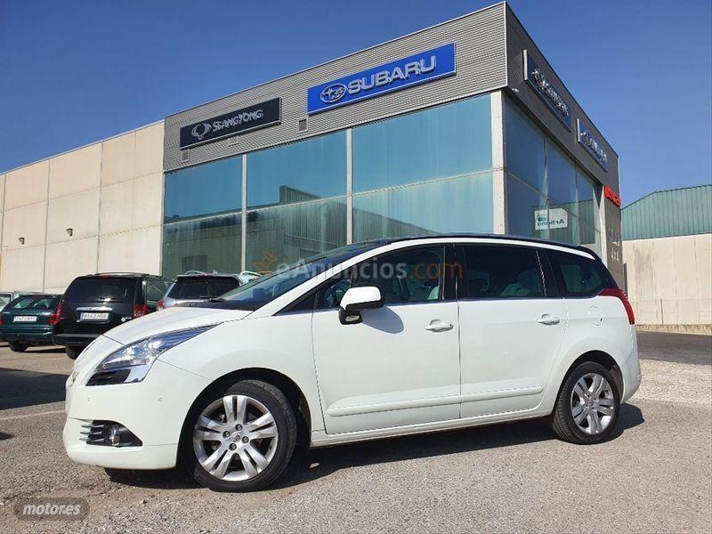 Peugeot 5008 Allure 1.6 HDI 115 FAP de 2013 con 143.850 Km por 9.900 EUR. en Cadiz