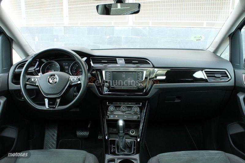 Volkswagen Touran Sport 2.0 TDI SCR 150CV BMT DSG de 2016 con 87.155 Km por 22.990 EUR. en Las Palmas