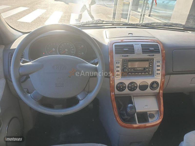 Kia Carnival 2.9 CRDi EX de 2004 con 179.800 Km por 2.350 EUR. en Zaragoza
