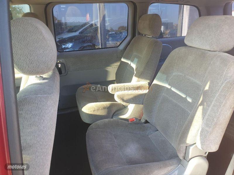 Kia Carnival 2.9 CRDi EX de 2004 con 179.800 Km por 2.350 EUR. en Zaragoza