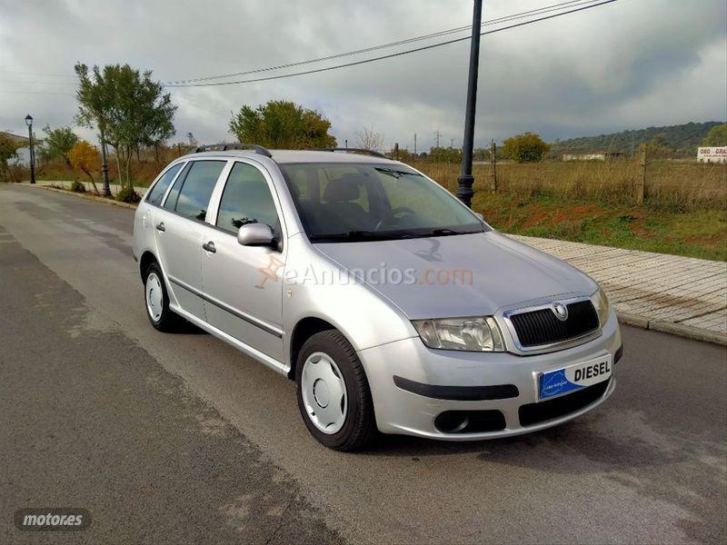Skoda Fabia Combi 1.9 SDi 64CV Young de 2005 con 164.000 Km por 3.500 EUR. en Badajoz