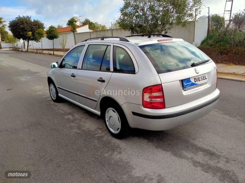 Skoda Fabia Combi 1.9 SDi 64CV Young de 2005 con 164.000 Km por 3.500 EUR. en Badajoz