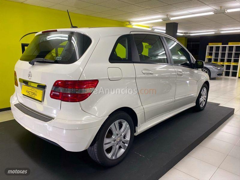 Mercedes Clase B B 200 CDI de 2010 con 168.000 Km por 10.990 EUR. en La Coruna
