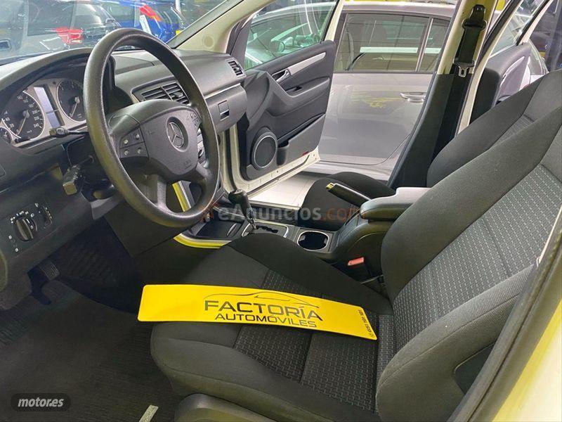 Mercedes Clase B B 200 CDI de 2010 con 168.000 Km por 10.990 EUR. en La Coruna