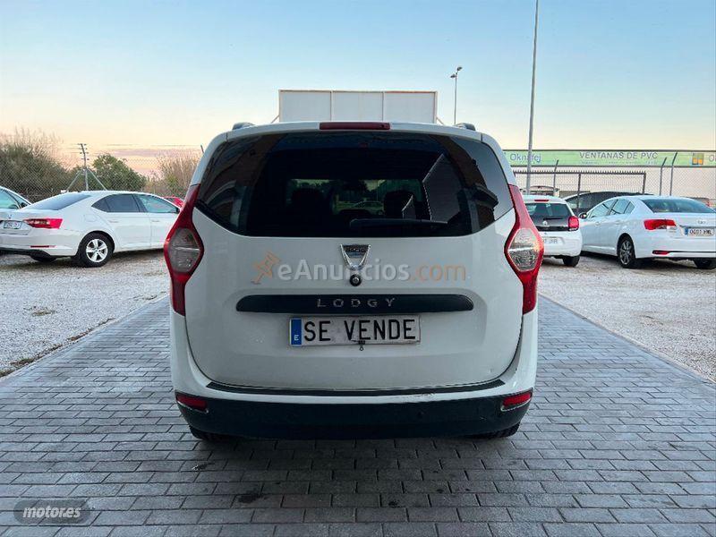 Dacia Lodgy Laureate dCi 66kW 90CV 5Pl 2017 de 2017 con 380.000 Km por 4.400 EUR. en Malaga