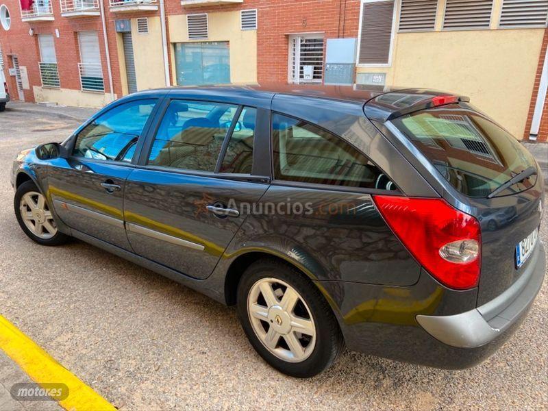 Renault Laguna GRAND TOUR EXPRESSION 1.9DCI 120CV de 2003 con 164.000 Km por 2.300 EUR. en Madrid