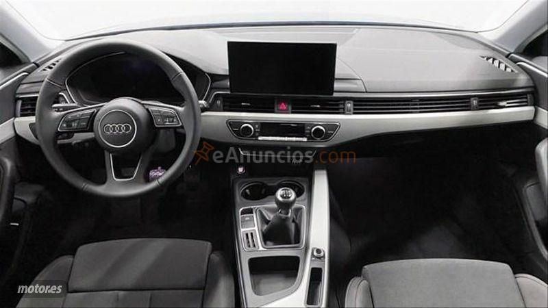 Audi A4 Avant Black line 35 TFSI 110kW 150CV de 2019 con 12.000 Km por 38.900 EUR. en Barcelona