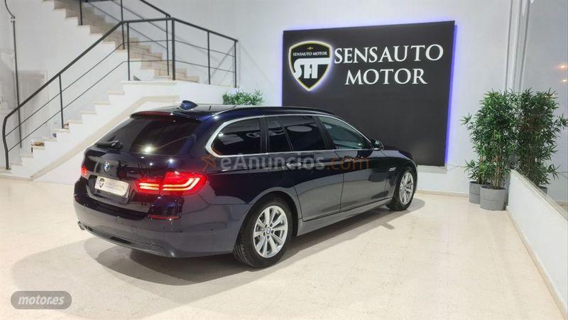 BMW Serie 5 518d Touring de 2016 con 99.000 Km por 18.790 EUR. en Sevilla