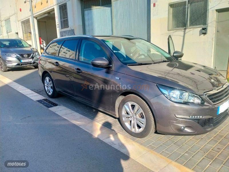 Peugeot 308 SW Style 1.6 BlueHDi 120 de 2016 con 83.000 Km por 12.500 EUR. en Barcelona