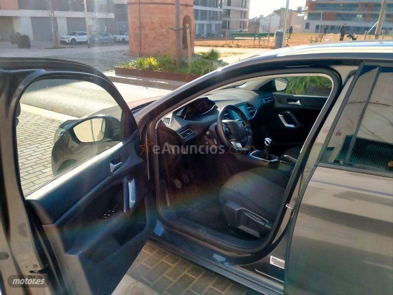 Peugeot 308 SW Style 1.6 BlueHDi 120 de 2016 con 83.000 Km por 12.500 EUR. en Barcelona