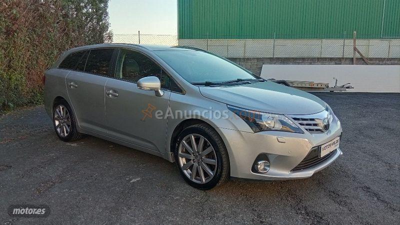 Toyota Avensis 150D Executive AutoDrive Cross Sport de 2014 con 147.400 Km por 15.500 EUR. en La Coruna