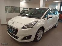 Peugeot 5008 Style 1.2 PureTech 130 SS de 2016 con 95.977 Km por 15.400 EUR. en Barcelona