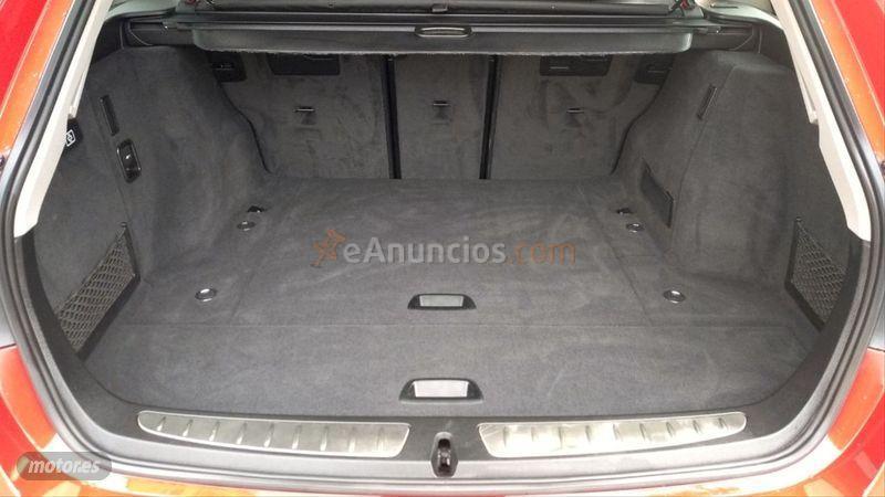 BMW Serie 3 318d Touring de 2017 con 75.000 Km por 21.900 EUR. en Cantabria