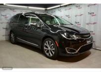 Chrysler Pacifica  de 2018 con 15.000 Km por 61.500 EUR. en Madrid