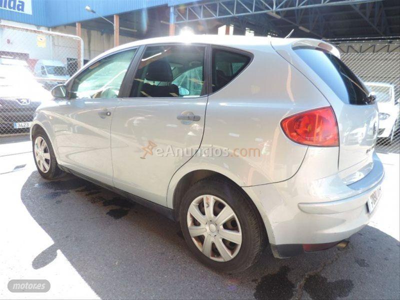 Seat Altea 1.9 TDI 105cv Reference de 2006 con 220.000 Km por 3.500 EUR. en Badajoz