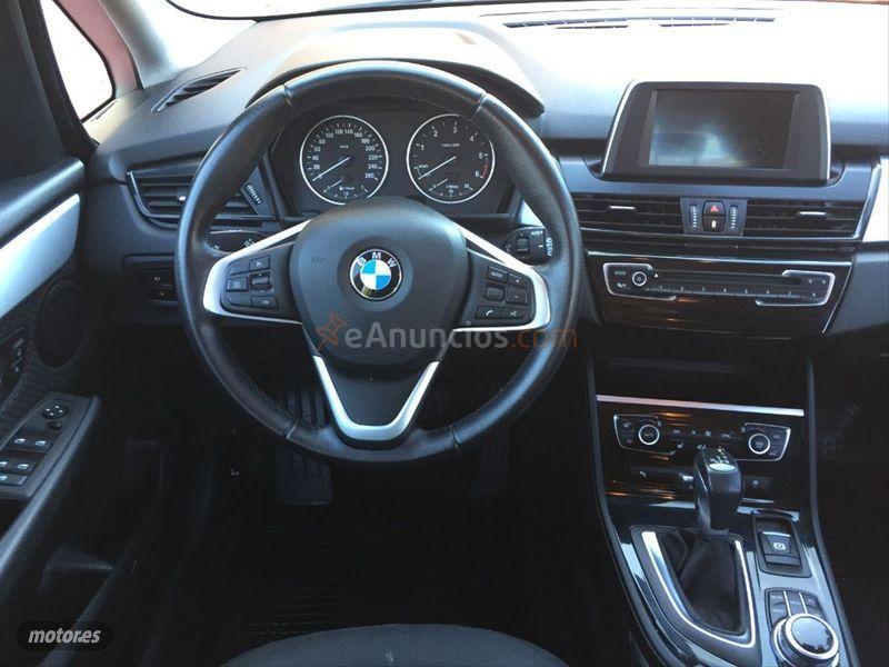 BMW Serie 2 Gran Tourer 216d de 2017 con 33.000 Km por 22.500 EUR. en Malaga