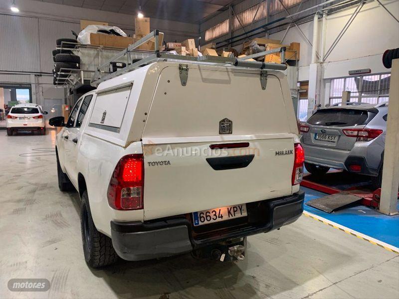 Toyota Hilux 2.4 D4D Cabina Doble GX de 2018 con 157.000 Km por 21.500 EUR. en Valencia