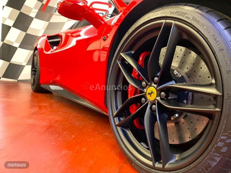 Ferrari 488 Spider DCT de 2017 con 35.000 Km por 219.900 EUR. en Madrid