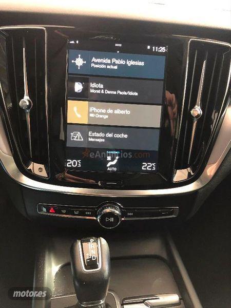 Volvo V 60 2.0 D3 Momentum Auto de 2019 con 44.000 Km por 30.950 EUR. en Asturias