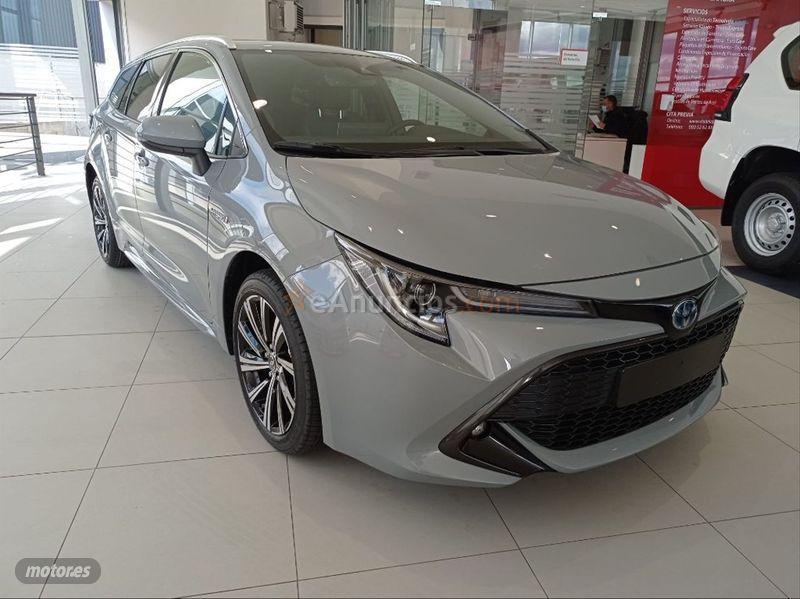Toyota Corolla 1.8 125H STYLE ECVT TOURING SPORT de 2021 con 4 Km por 25.375 EUR. en Zamora
