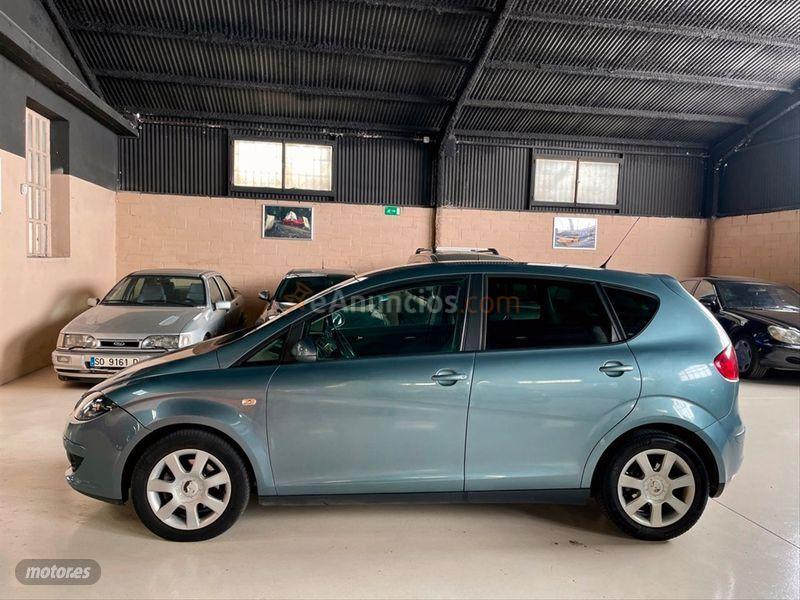 Seat Altea 1.9 TDI STYLANCE de 2005 con 209.000 Km por 3.800 EUR. en Zaragoza