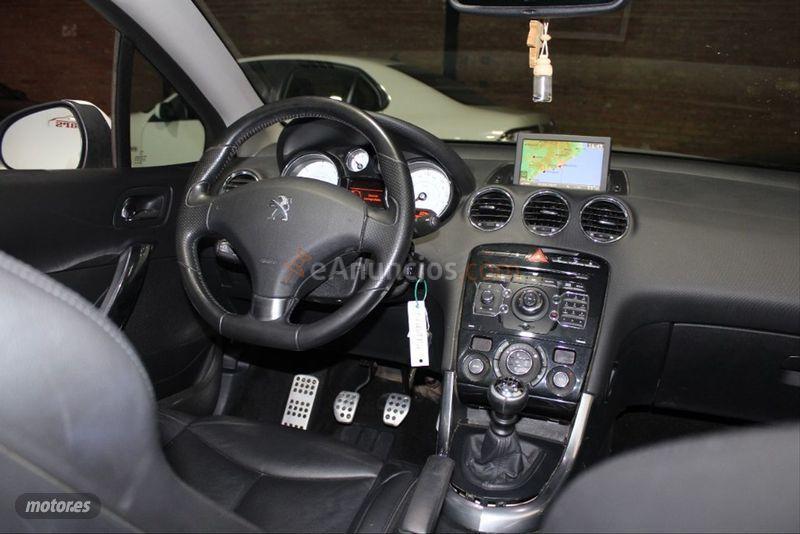 Peugeot 308 CC Active 2.0 HDI 163 FAP de 2011 con 289.000 Km por 6.990 EUR. en Barcelona