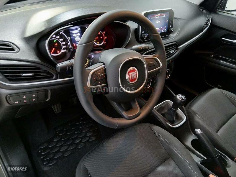 Fiat Tipo SW Life 1.0 73kW 100CV de 2021 con 5.090 Km por 18.500 EUR. en Sevilla