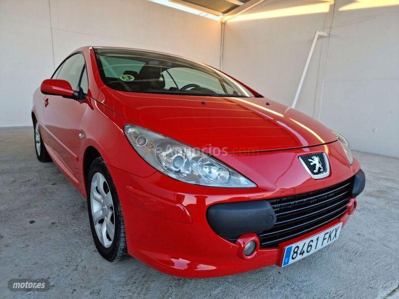 Peugeot 307 CC 2.0 HDi 136 de 2007 con 324.367 Km por 3.799 EUR. en Badajoz