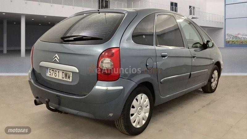 Citroen Xsara Picasso 2.0 HDI Exclusive de 2006 con 320.592 Km por 1.740 EUR. en Madrid