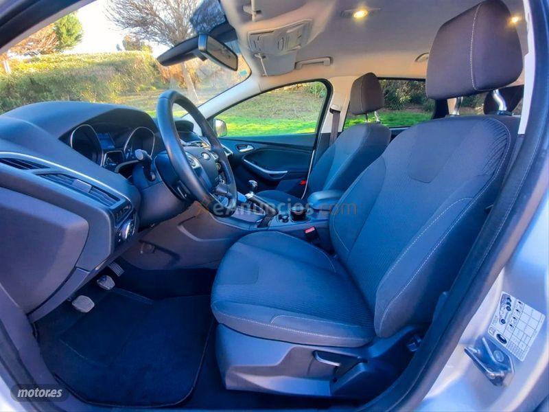 Ford Focus 1.0 Ecoboost ASS 125 Titanium Sportb. de 2013 con 120.000 Km por 7.995 EUR. en Madrid