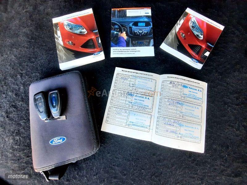 Ford Focus 1.0 Ecoboost ASS 125 Titanium Sportb. de 2013 con 120.000 Km por 7.995 EUR. en Madrid