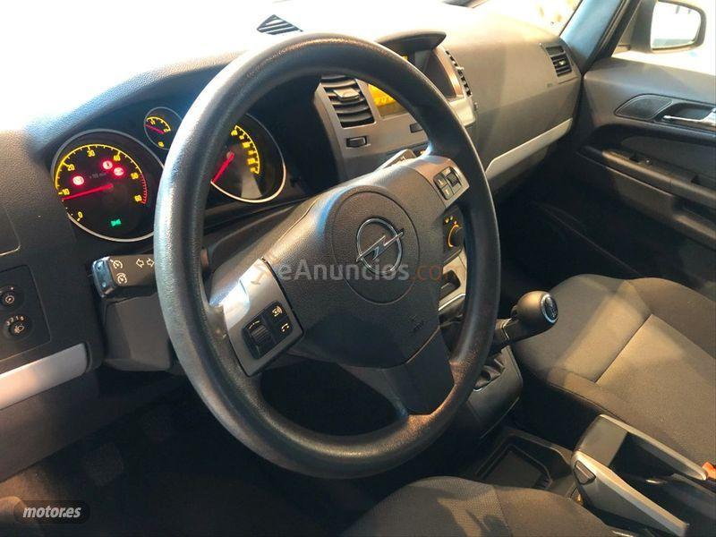 Opel Zafira 1.9 CDTi 120 CV Cosmo de 2008 con 169.000 Km por 6.900 EUR. en Salamanca