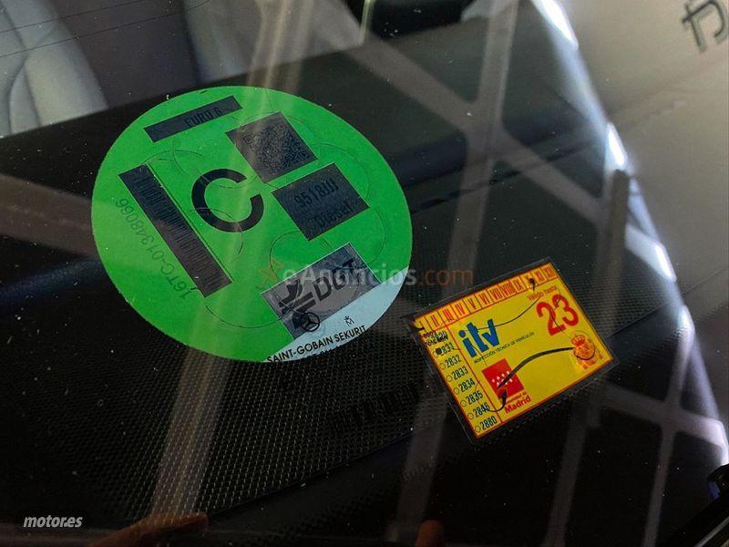 Mercedes Clase V 250 Bluetec Avantgarde Extralargo de 2015 con 279.000 Km por 29.900 EUR. en Madrid