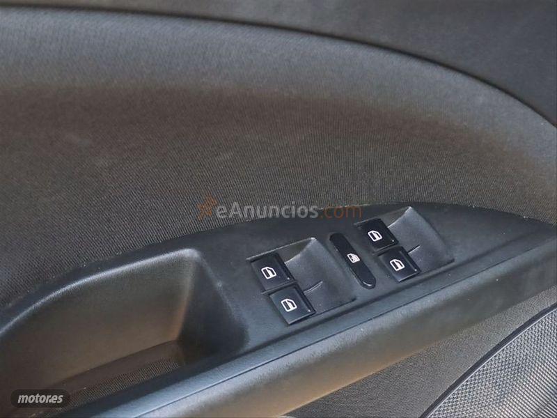 Seat Altea XL 1.6 TDI 105cv Style DSG de 2013 con 98.800 Km por 10.800 EUR. en Huesca