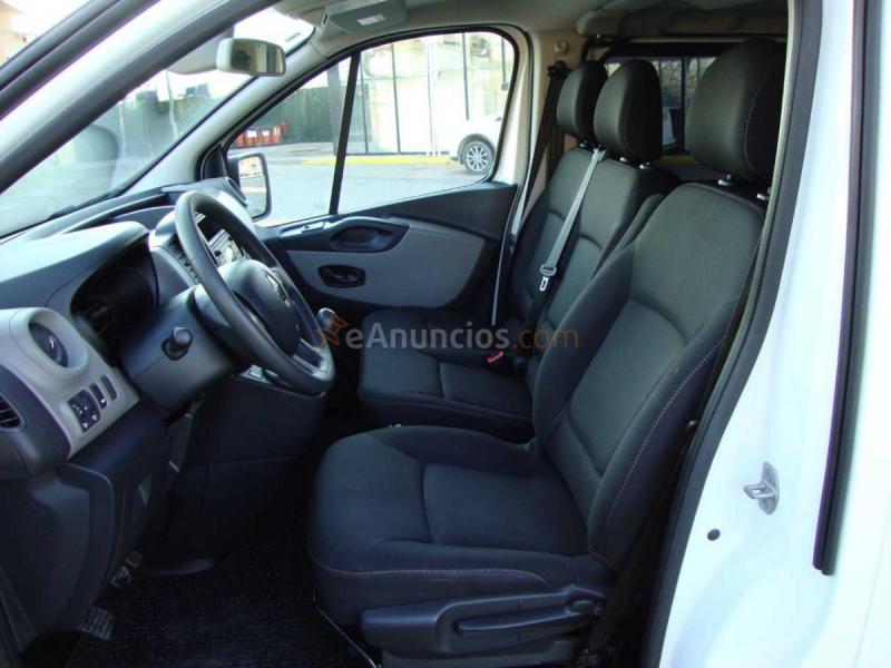 Renault Trafic 1.6 DCI 115 CV COMBI 6 