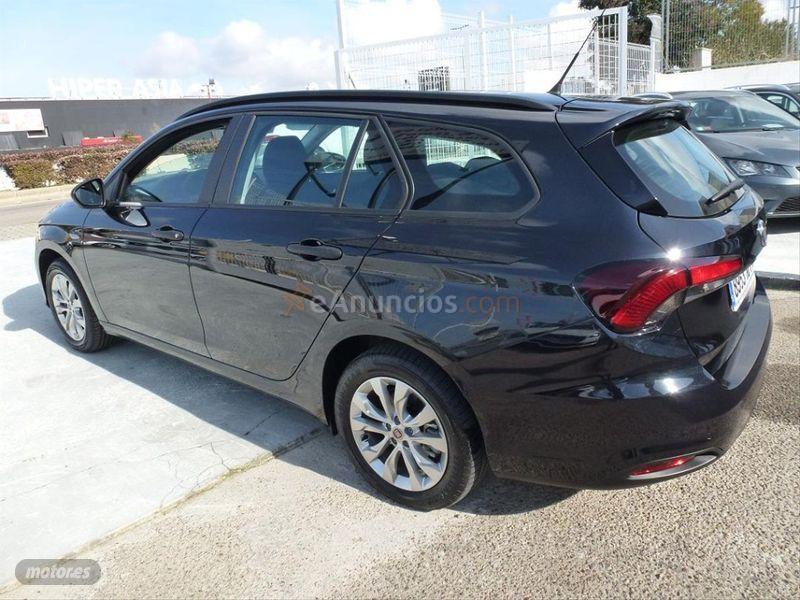 Fiat Tipo 1.4 Pop 88kW 120CV gasolinaGLP SW de 2018 con 3.000 Km por 14.500 EUR. en Madrid
