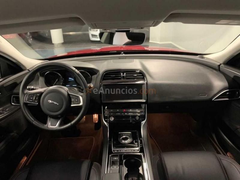 Jaguar Xe 2.0 I4 Prestige Aut. 200