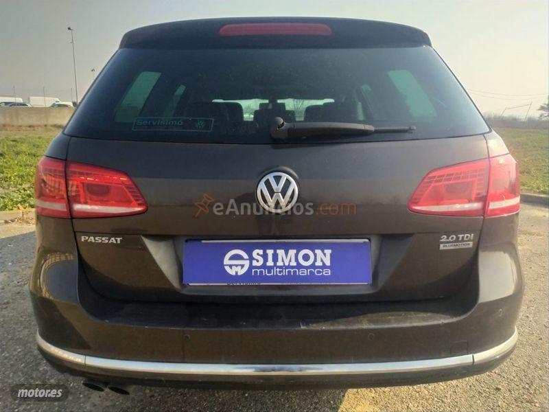 Volkswagen Passat Variant 2.0 TDI 140 DSG Highline BM Tech de 2012 con 250.000 Km por 7.990 EUR. en Lleida