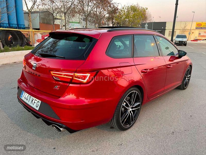 Seat Leon ST 2.0 TSI 221kW 300CV DSG6 SS CUPRA de 2017 con 29.000 Km por 27.900 EUR. en Barcelona