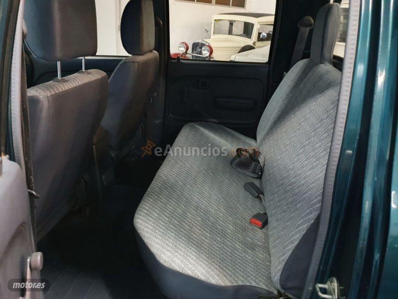 Toyota Hilux 2.4TD DC 4WD de 1999 con 143.000 Km por 10.999 EUR. en Malaga